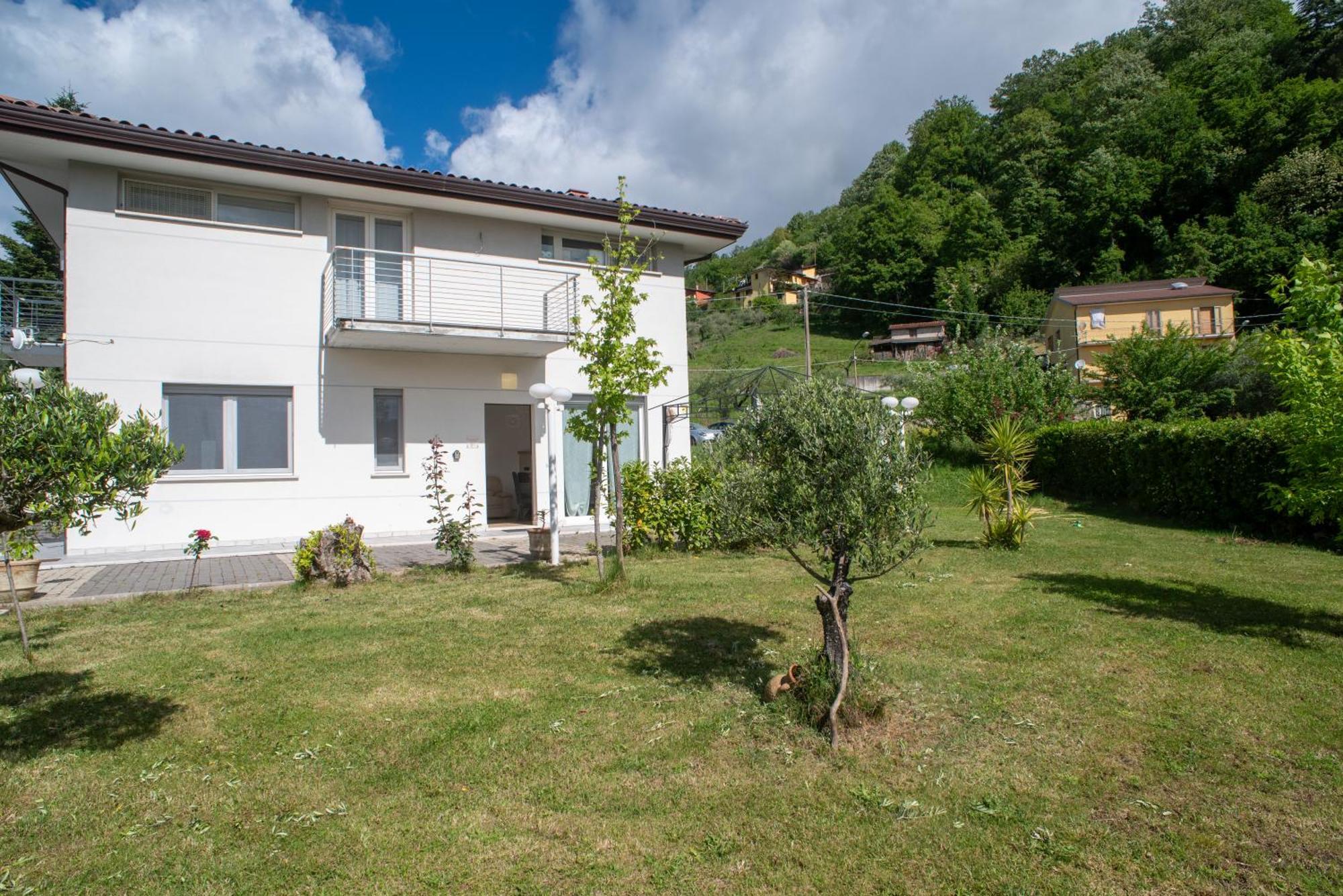 Casa Gioia - Giardino Privato, Vista Panoramica, Comfort E Barbecue Viggianello Exterior foto